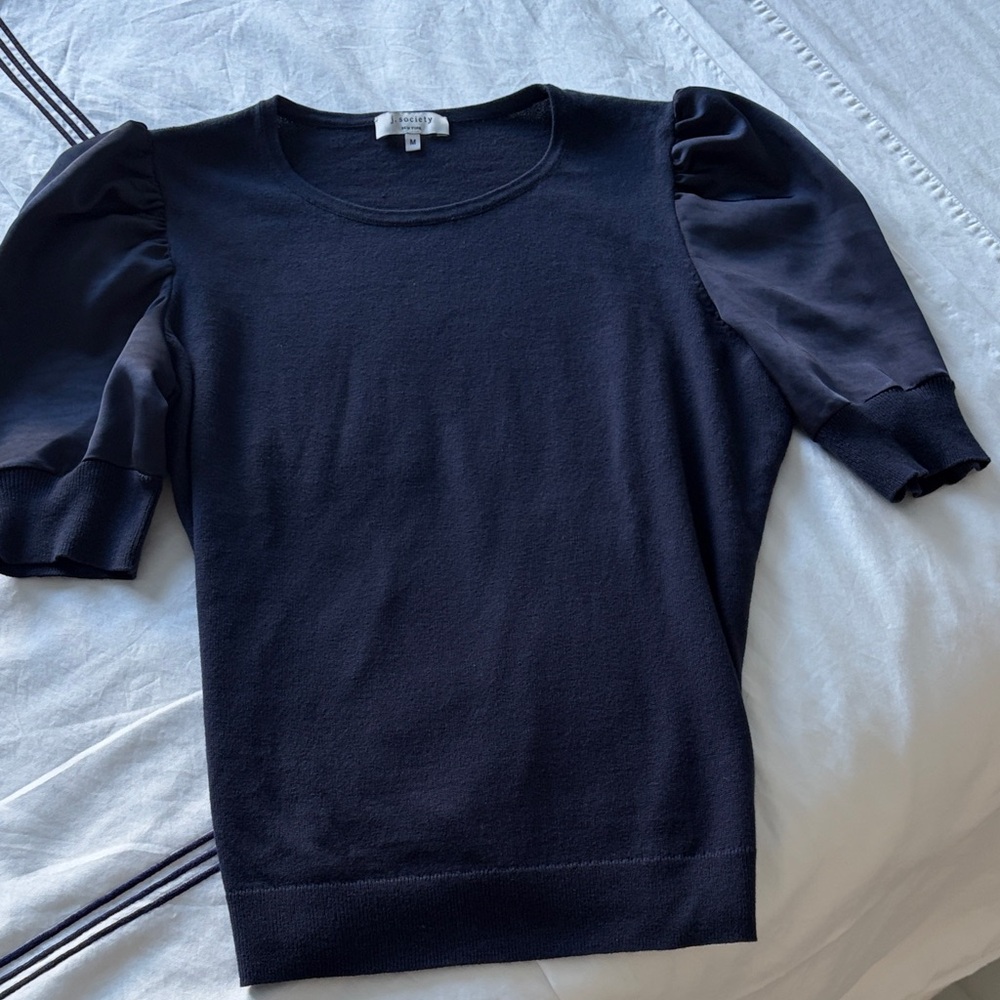 Women's Navy Blue Short Sleeve Top Medium
